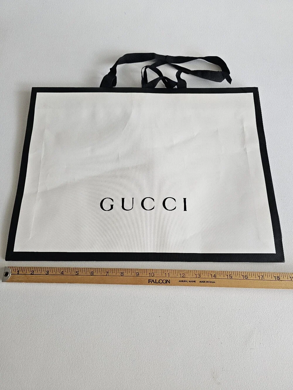 Gucci Large Shopping Gift Bag Tote White Black Logo Paper Store Bag
